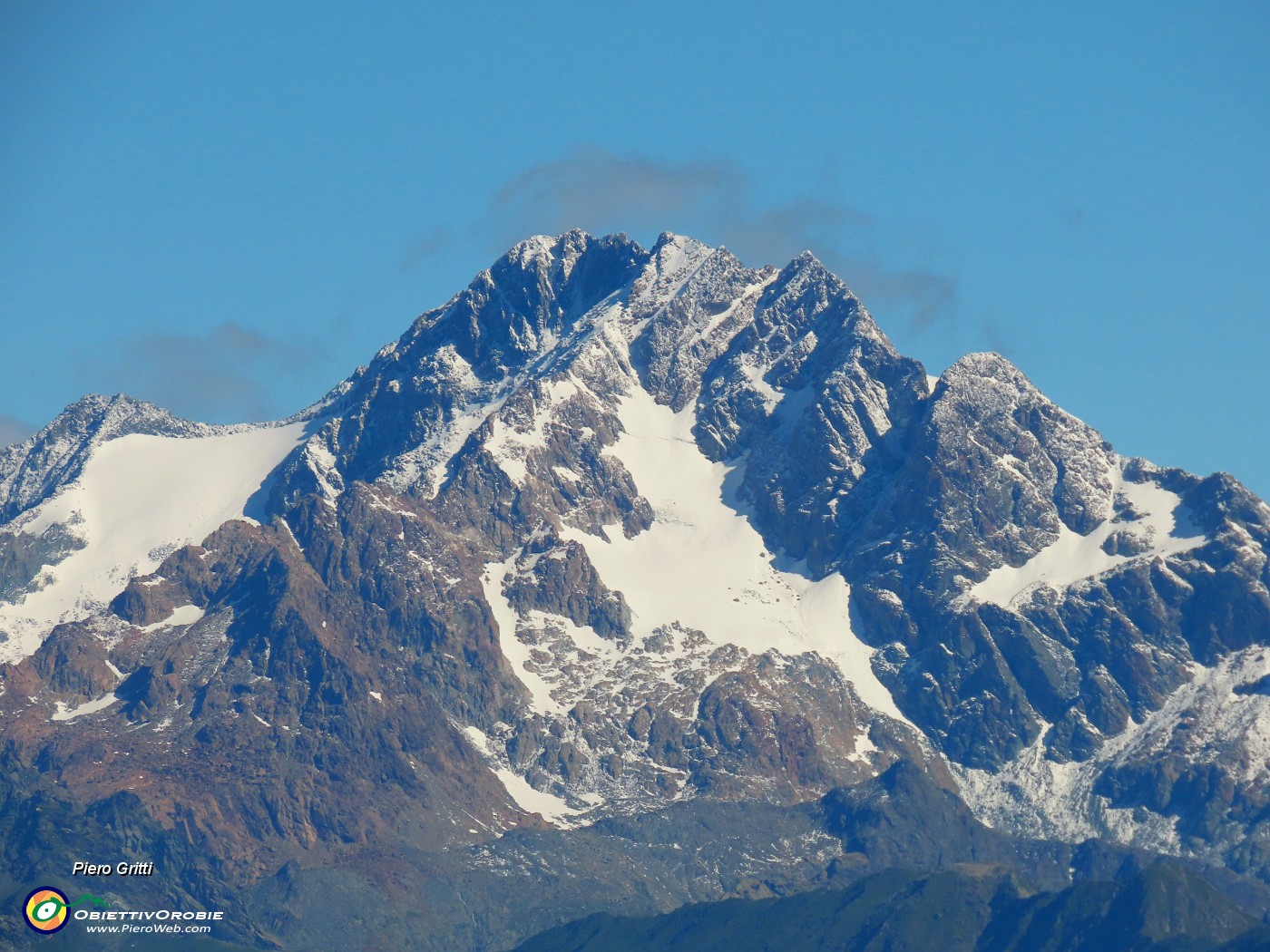 19 Zoom sul Monte Disgrazia (3678 m).JPG